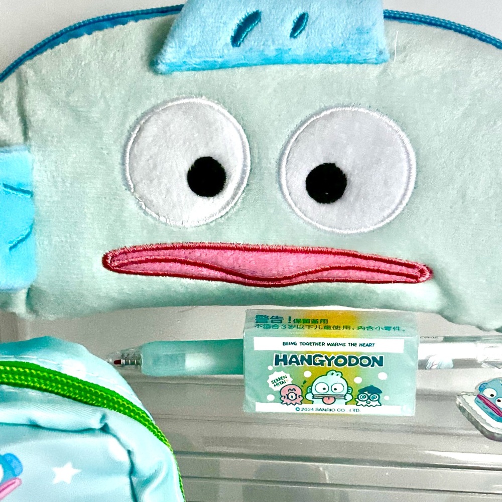 🩵Hangyodon Adorable 6-Piece Travel Mini Bundle! - Picture 2 of 7